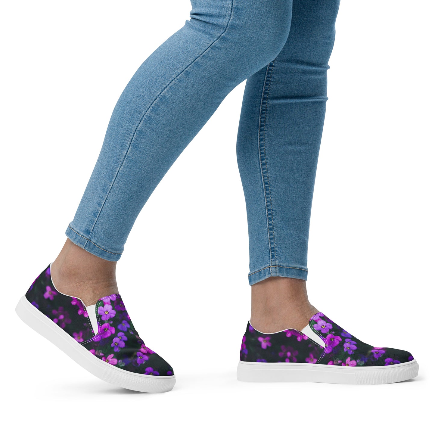 Women’s slip-on canvas shoes - flower design - print on demand